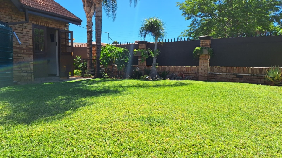 3 Bedroom Property for Sale in Hillcrest Northern Cape